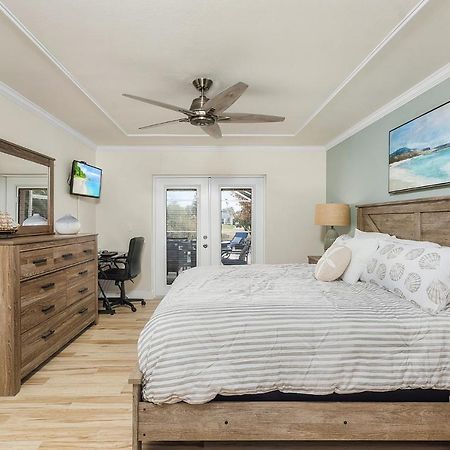 Villa Three Sisters - Roelens Vacations Cape Coral Exterior photo
